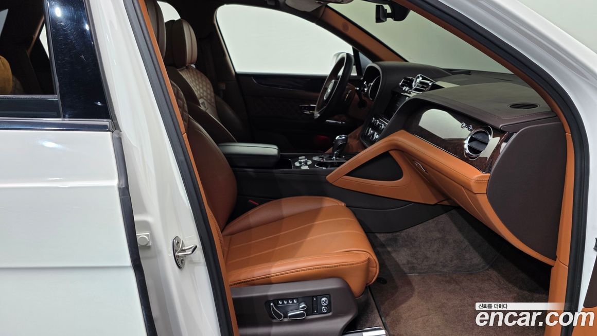 Bentley Bentayga 2021