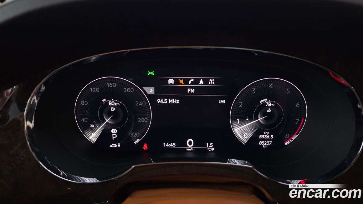 Bentley Bentayga 2021