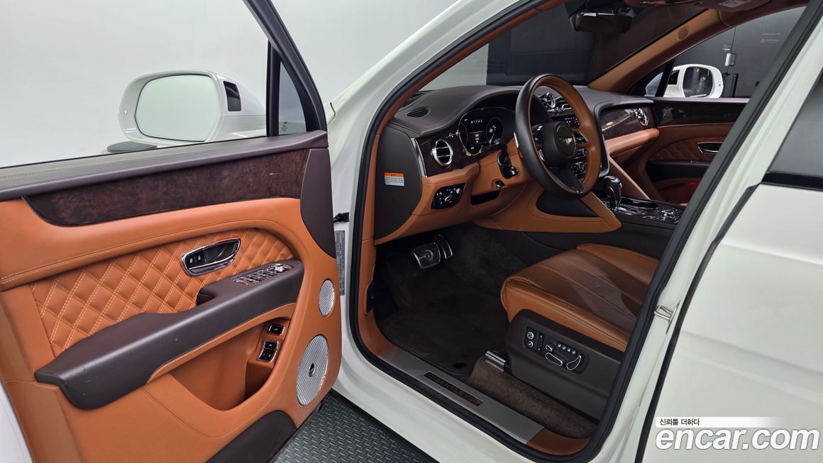 Bentley Bentayga 2021