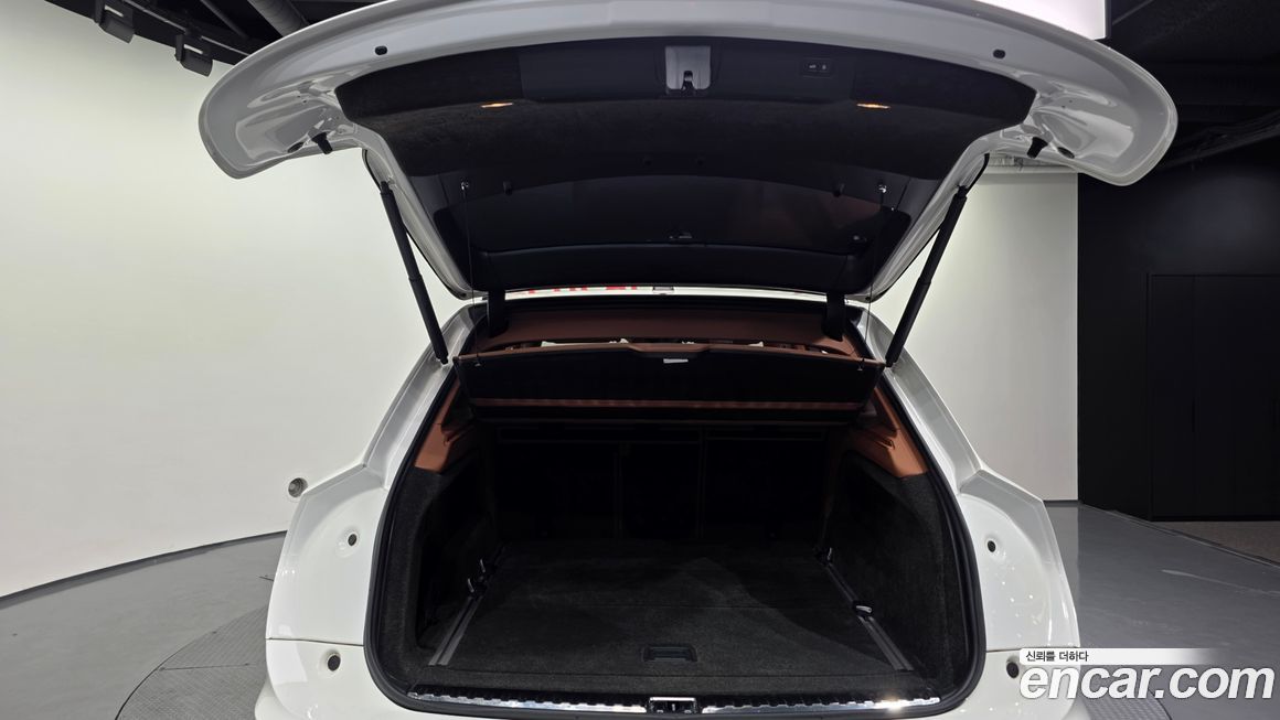 Bentley Bentayga 2021