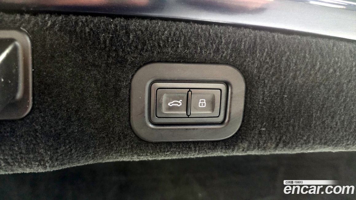 Bentley Flying Spur 2022