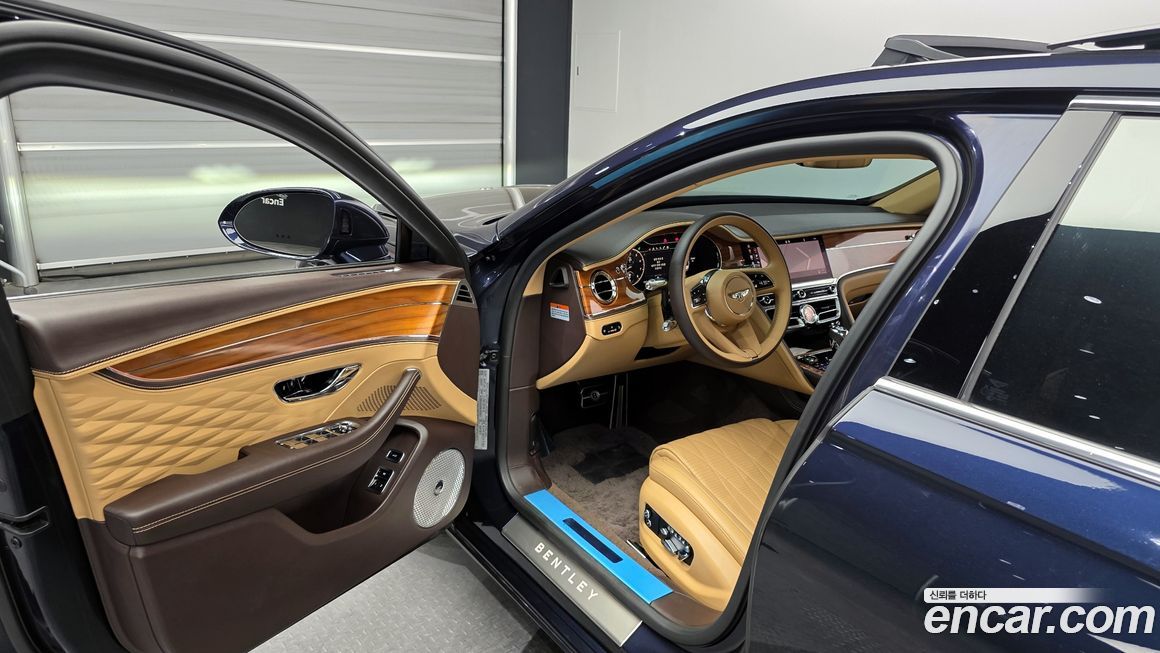 Bentley Flying Spur 2022