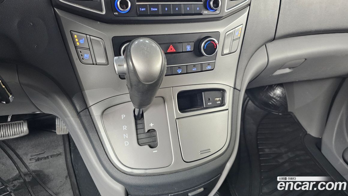Hyundai Starex 2019