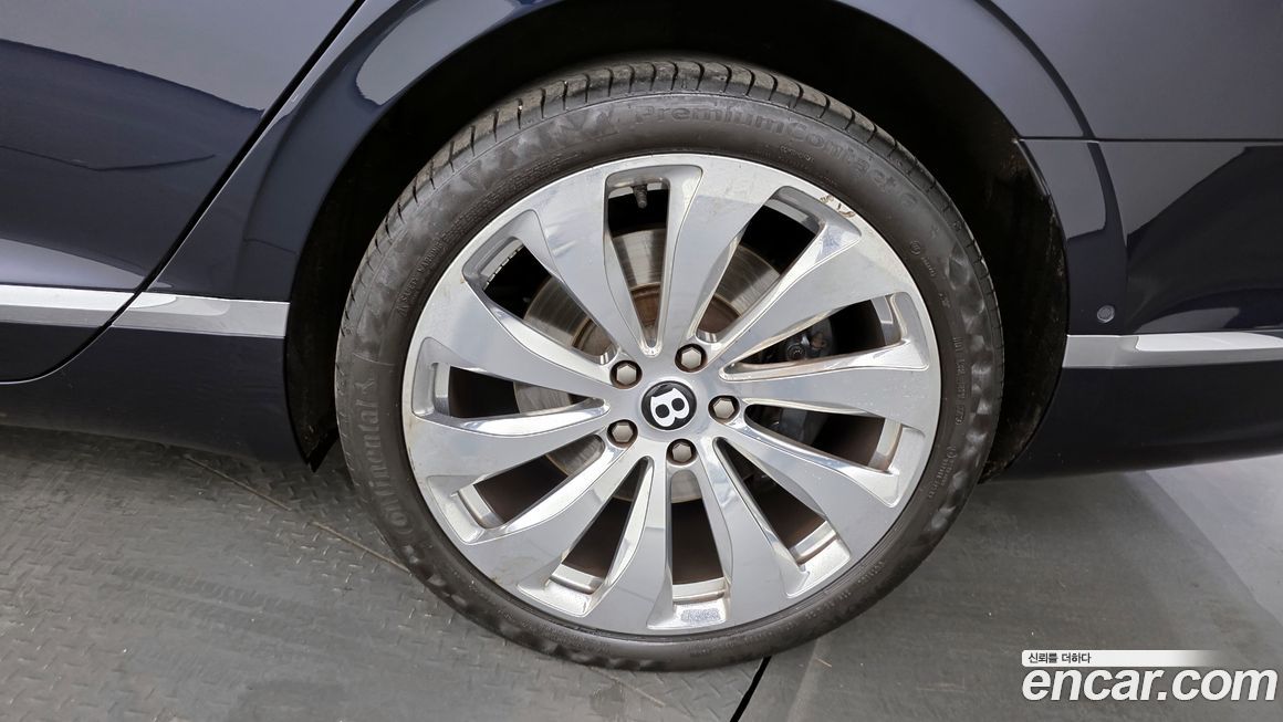 Bentley Flying Spur 2022