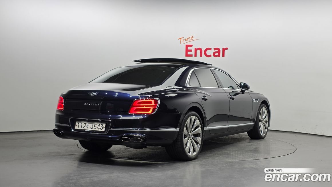 Bentley Flying Spur 2022