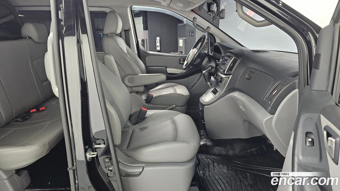 Hyundai Starex 2019