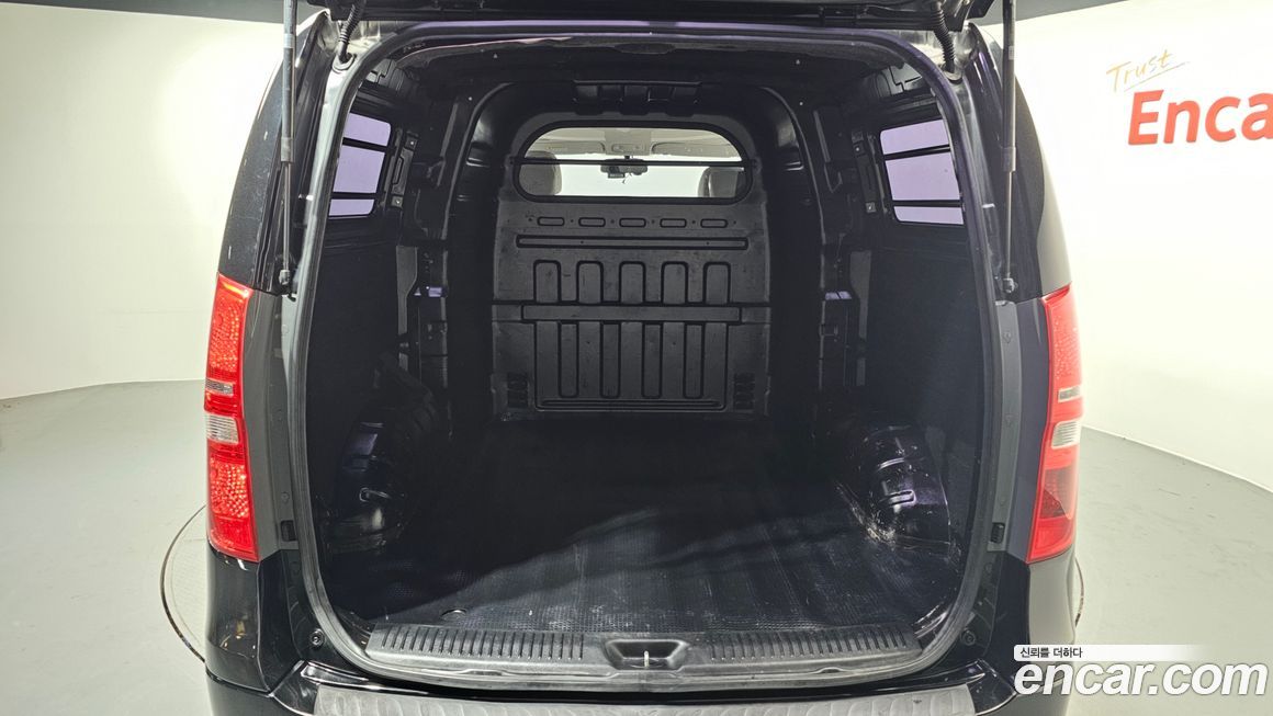 Hyundai Starex 2019