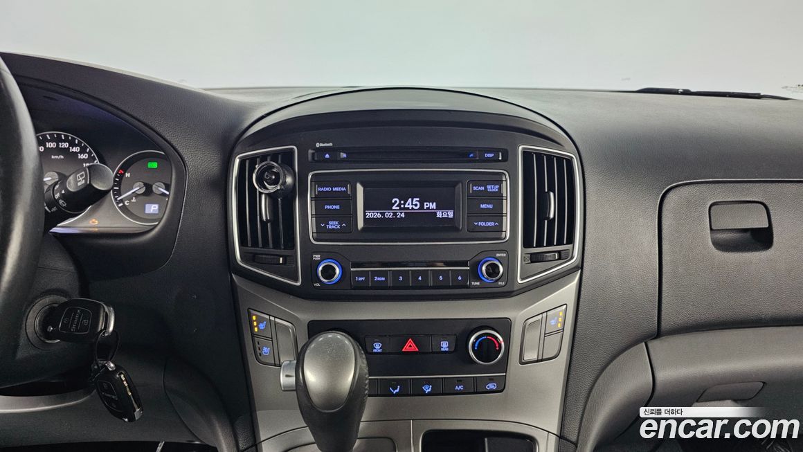 Hyundai Starex 2019