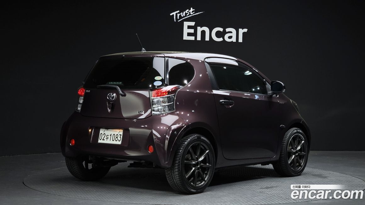 Toyota iQ 2010
