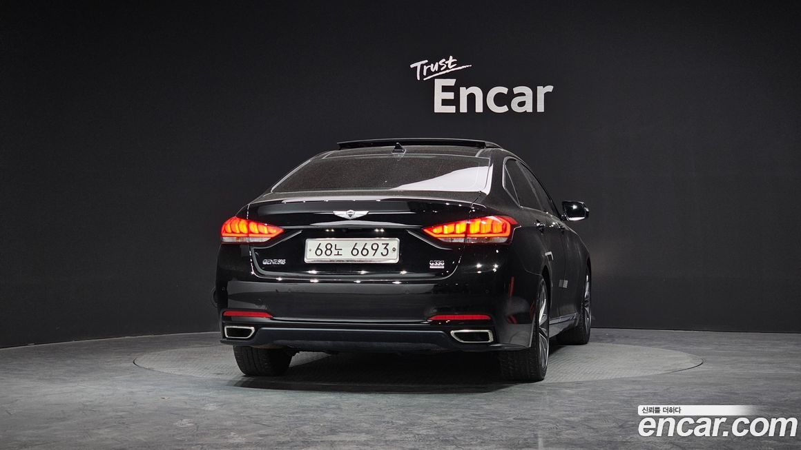 Hyundai Genesis 2014