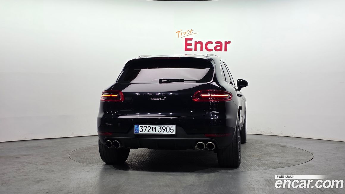 Porsche Macan 2015