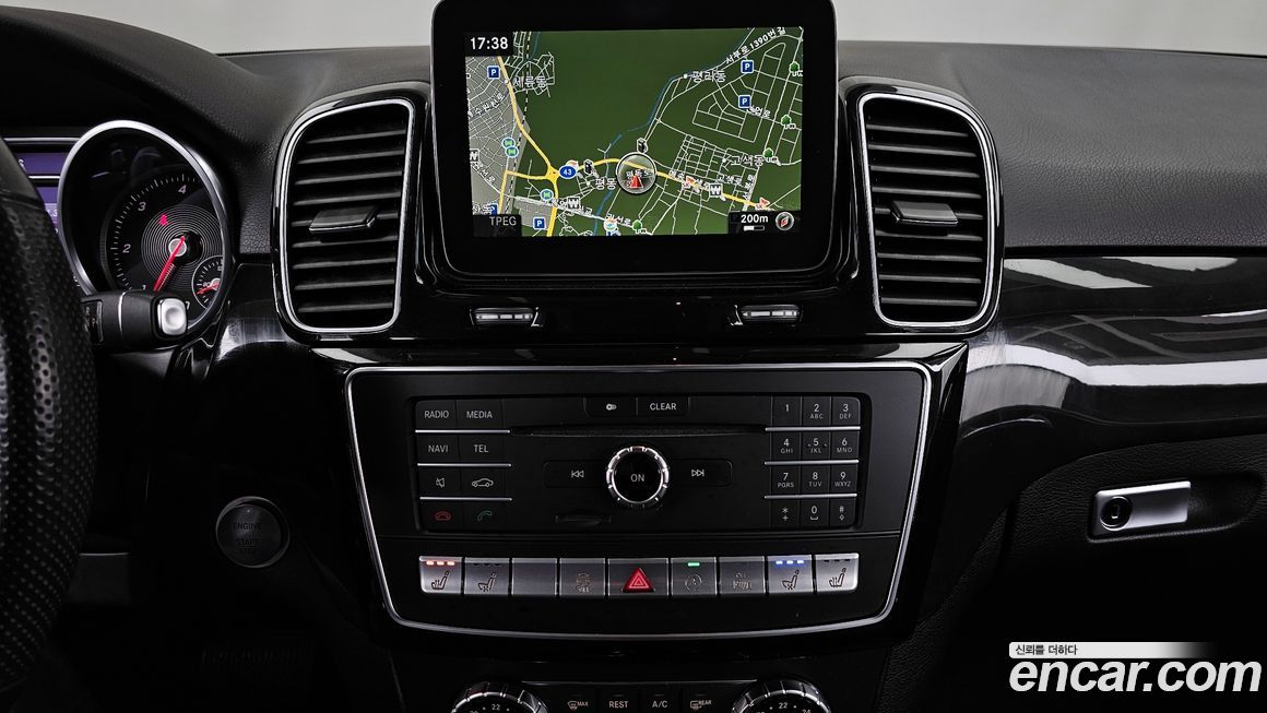 Mercedes-Benz GLE-Class 2017