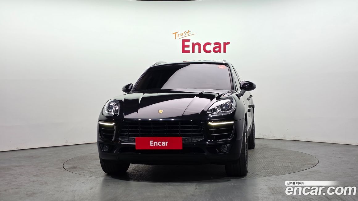 Porsche Macan 2015