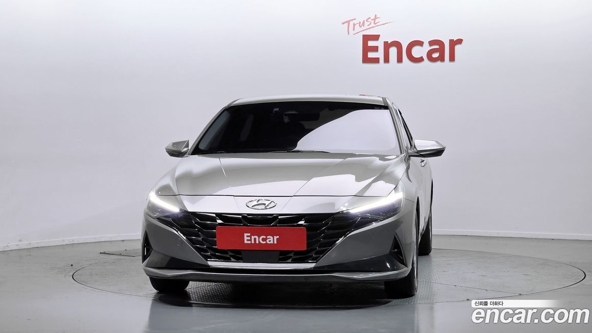 Hyundai AVANTE 2021