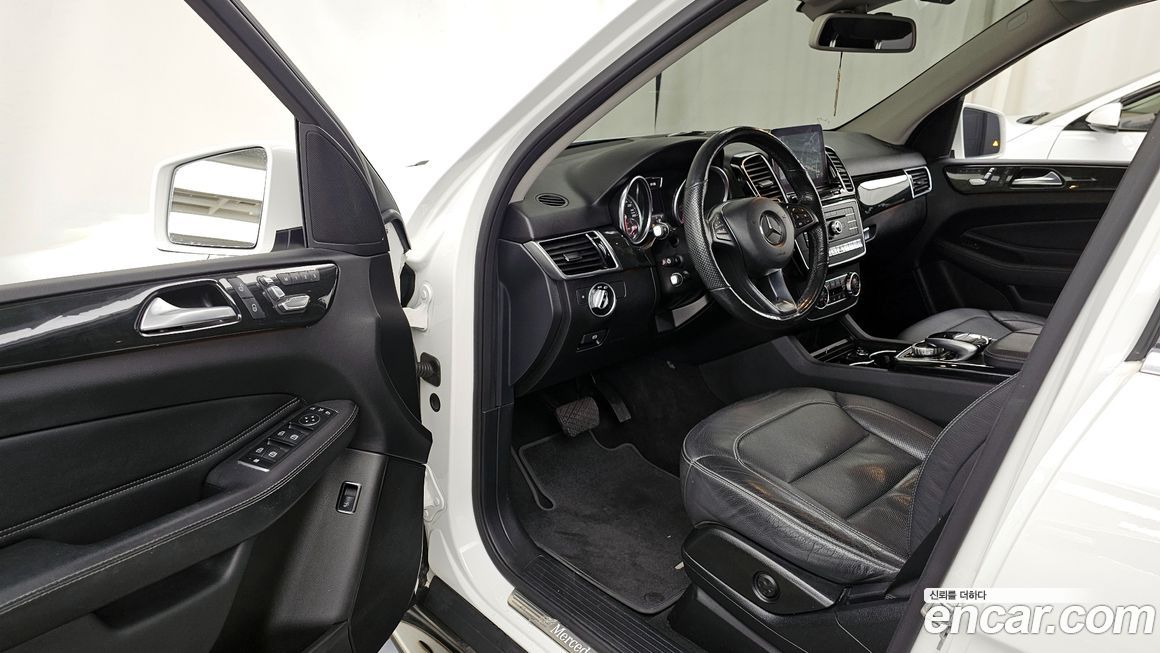 Mercedes-Benz GLE-Class 2017