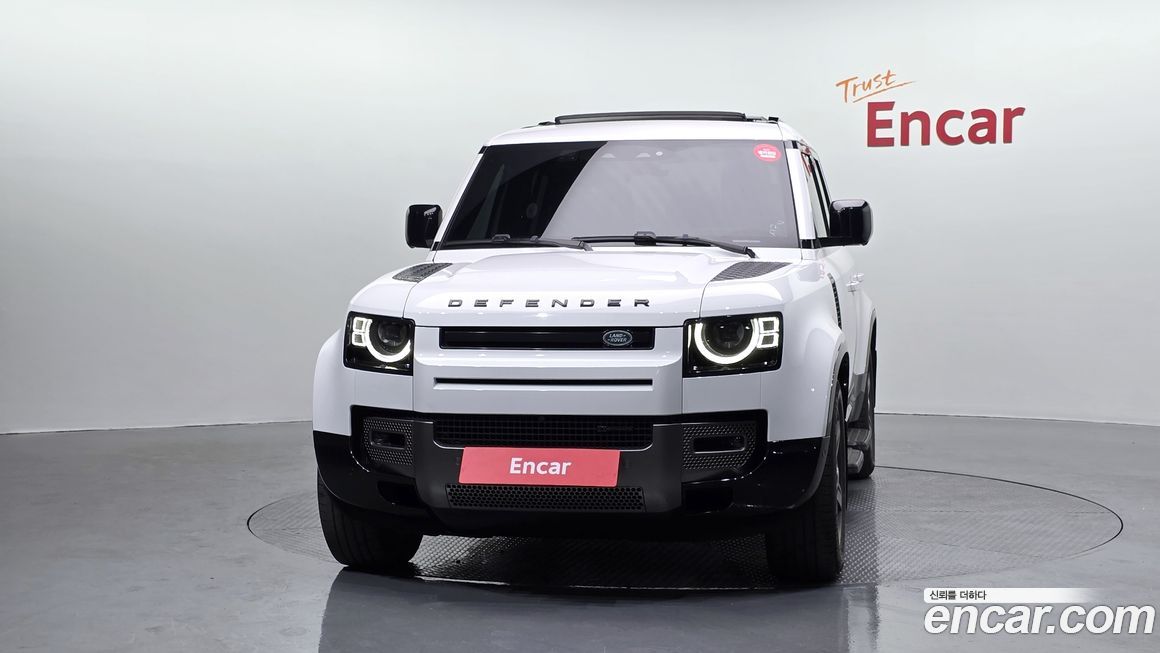 Land Rover Defender 2022