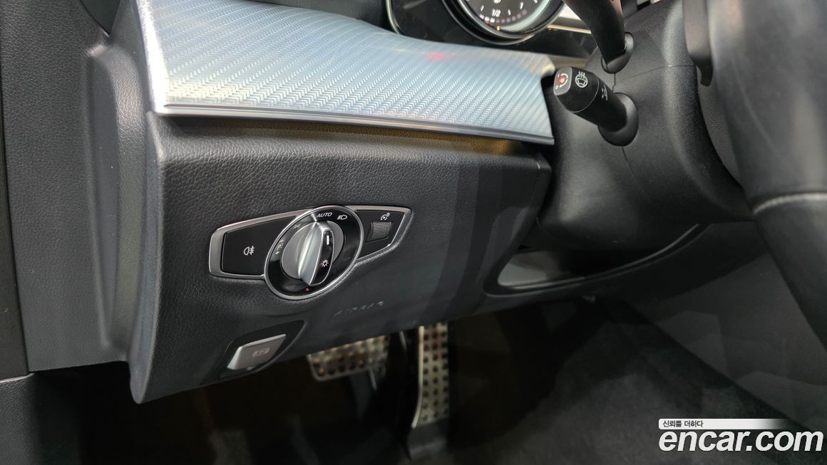 Mercedes-Benz E-Class 2020