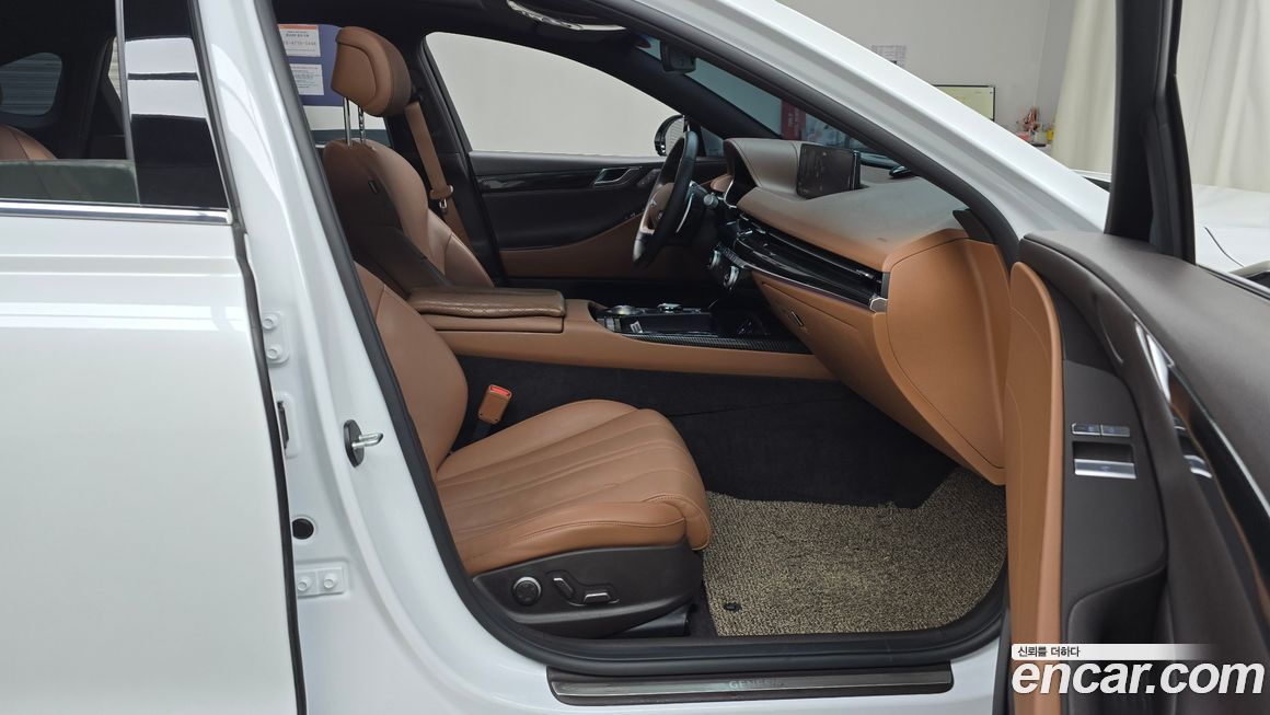 Genesis G80 2023