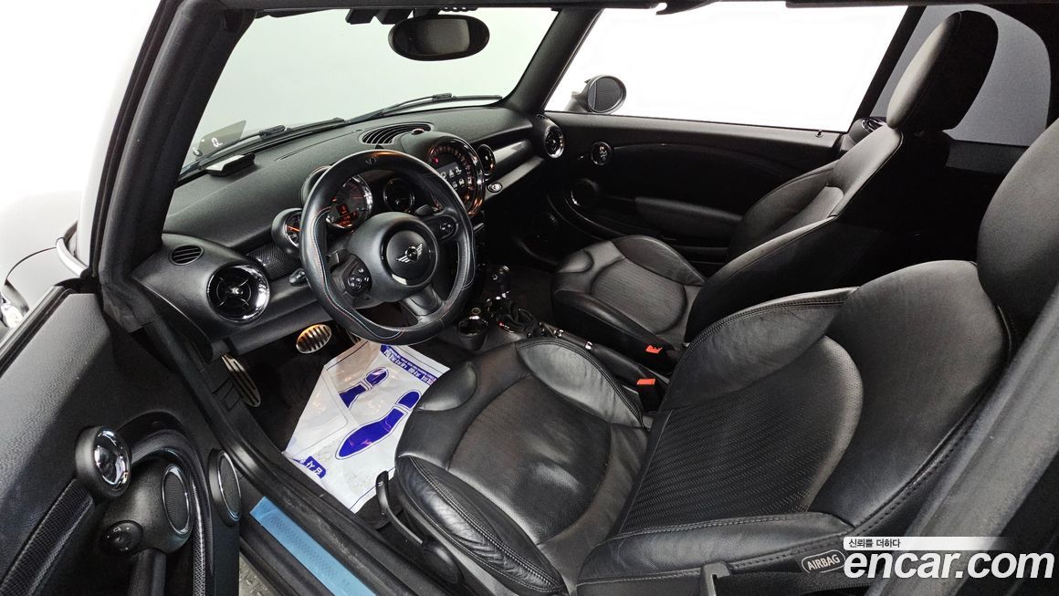 Mini Cooper Convertible 2015