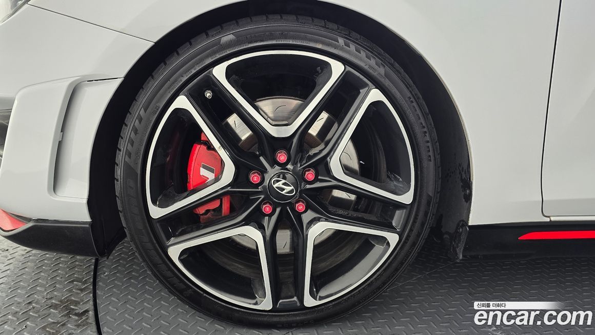 Hyundai Veloster 2019