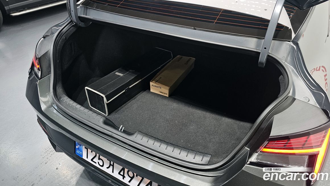 Hyundai AVANTE 2021