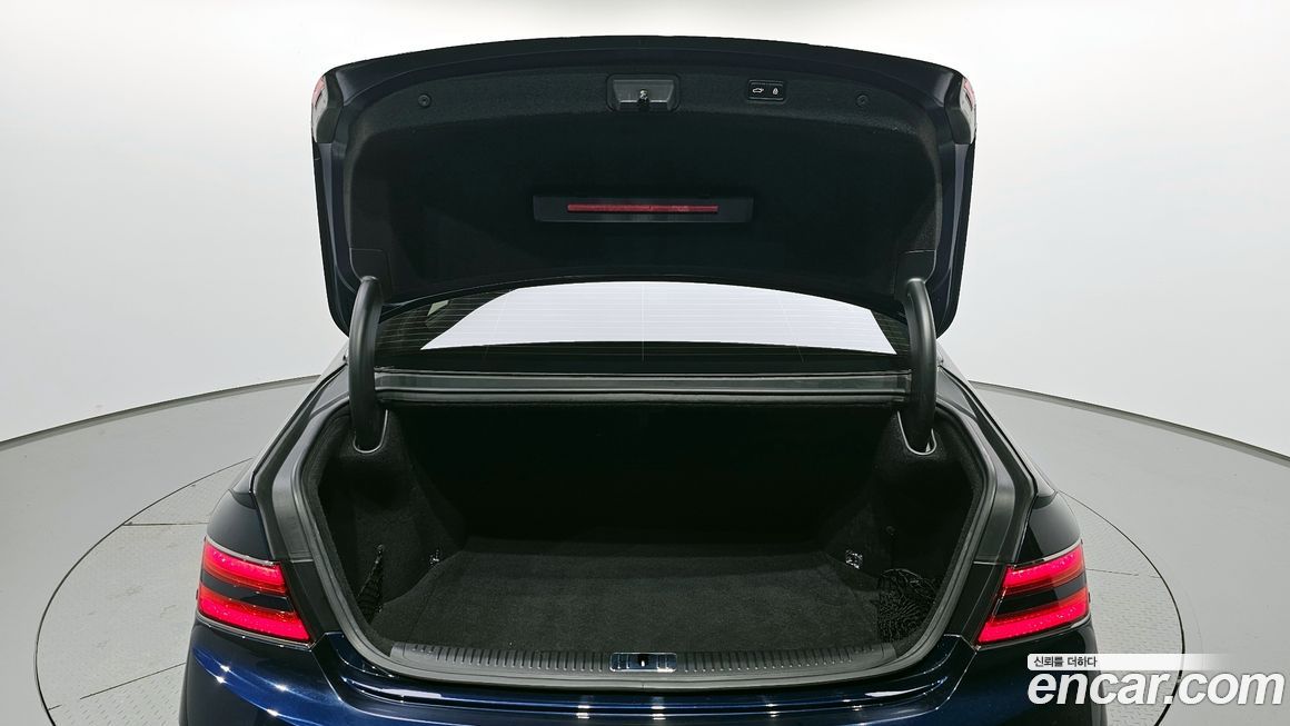 Genesis G90 2021