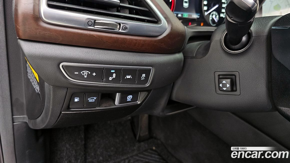 Genesis G90 2021