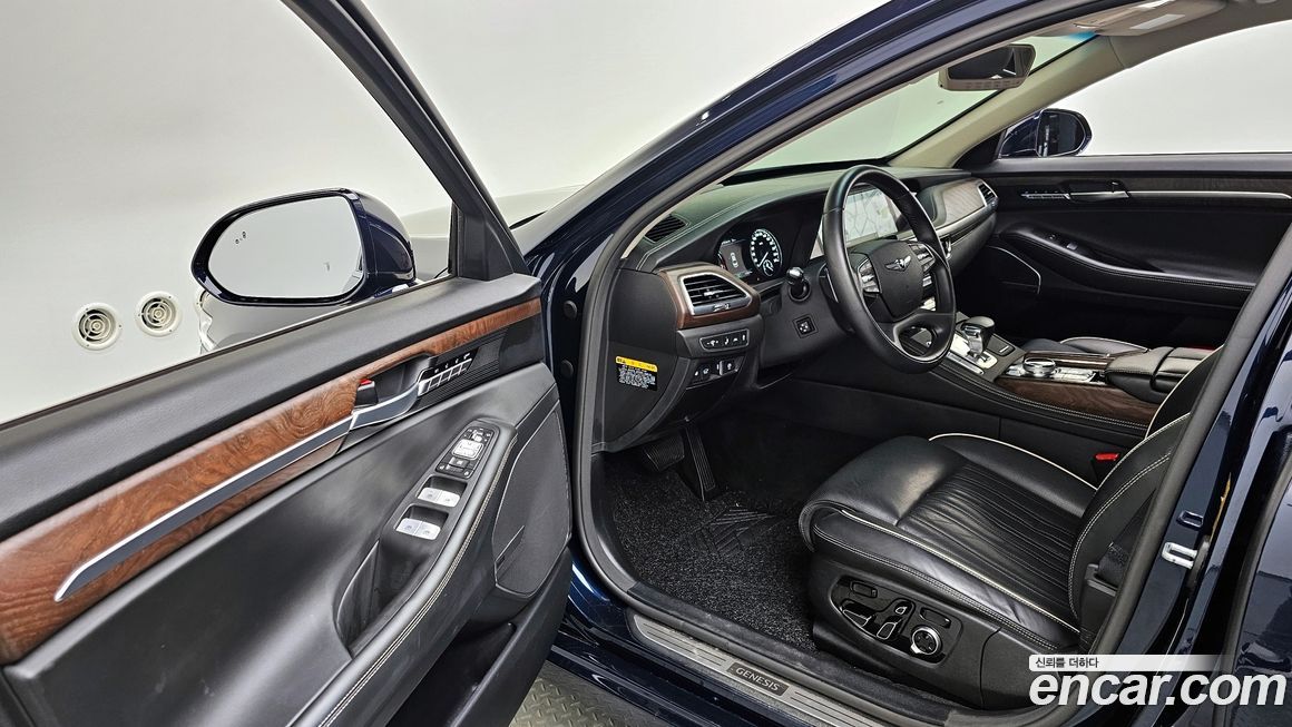 Genesis G90 2021