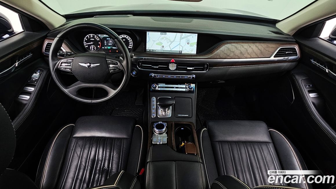 Genesis G90 2021