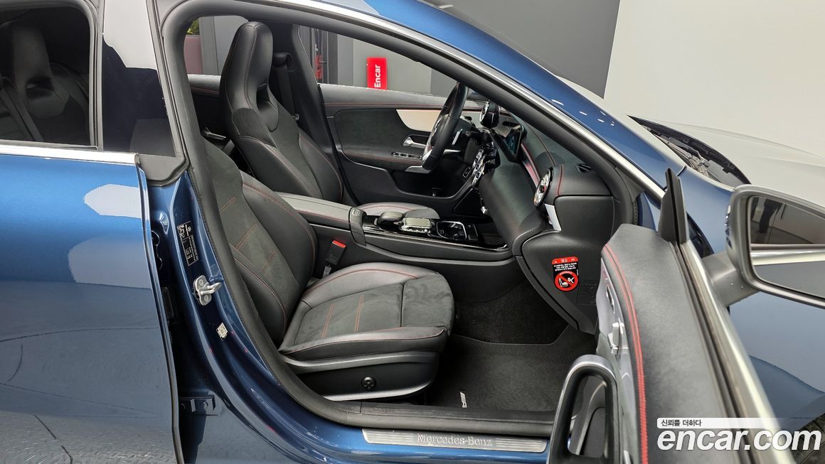 Mercedes-Benz CLA-Class 2023