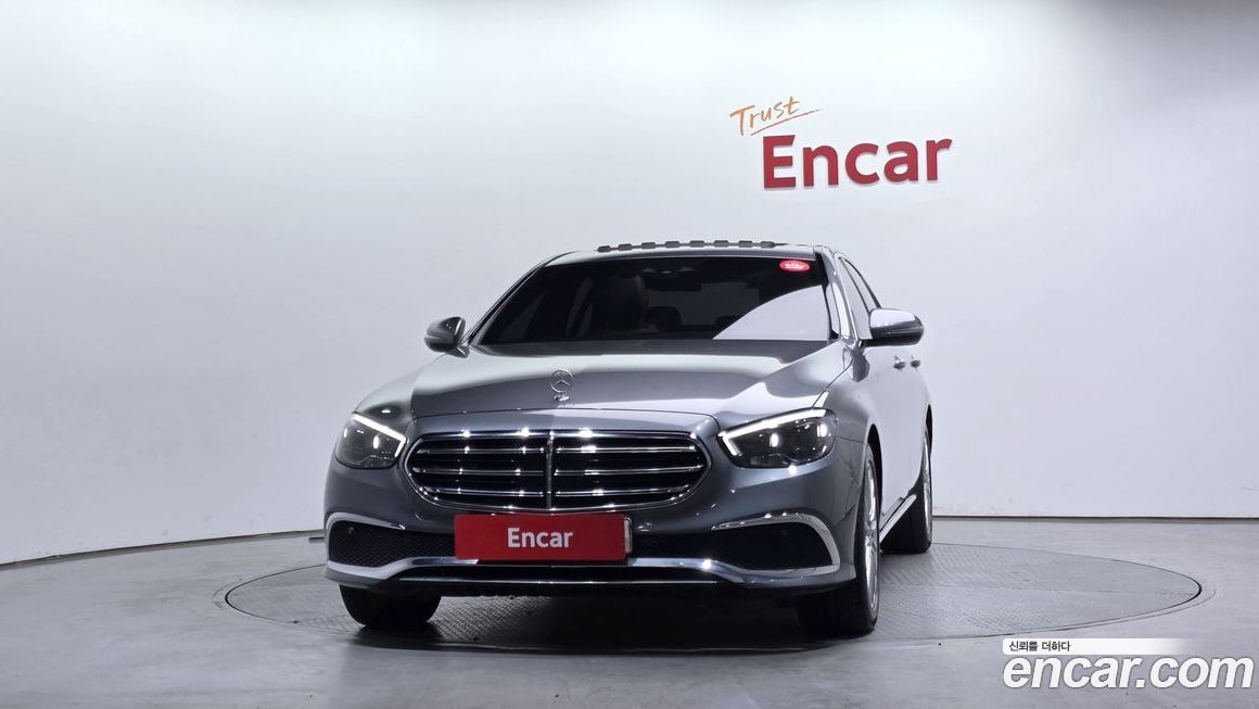 Mercedes-Benz E-Class 2021