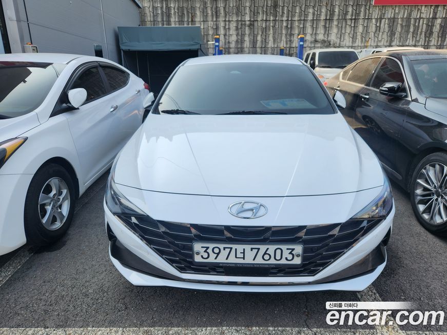 Hyundai AVANTE 2021