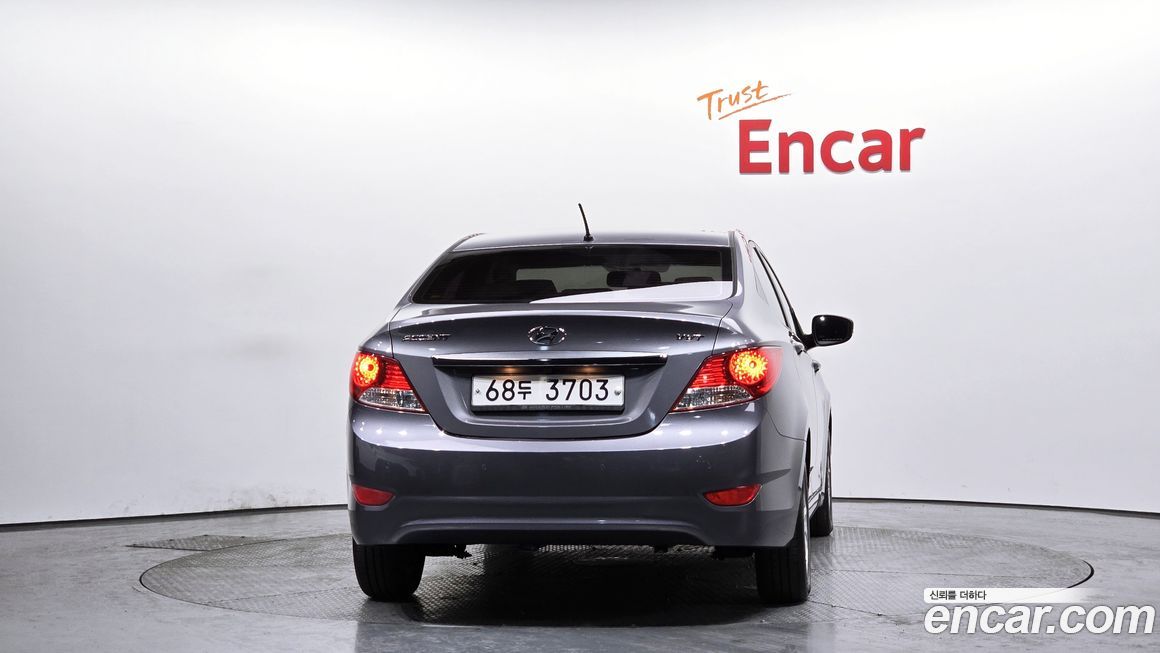 Hyundai Accent 2014