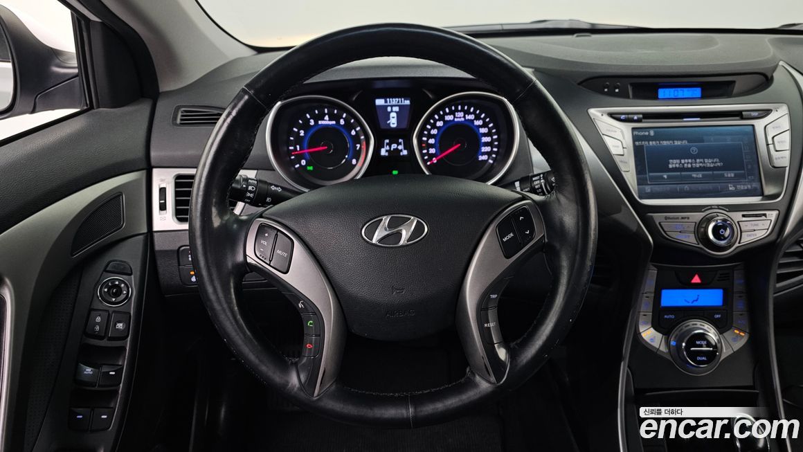Hyundai AVANTE 2014