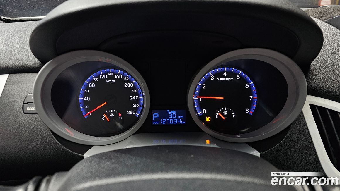 Hyundai Genesis 2009