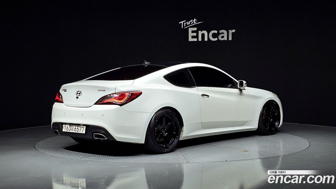 Hyundai Genesis 2009