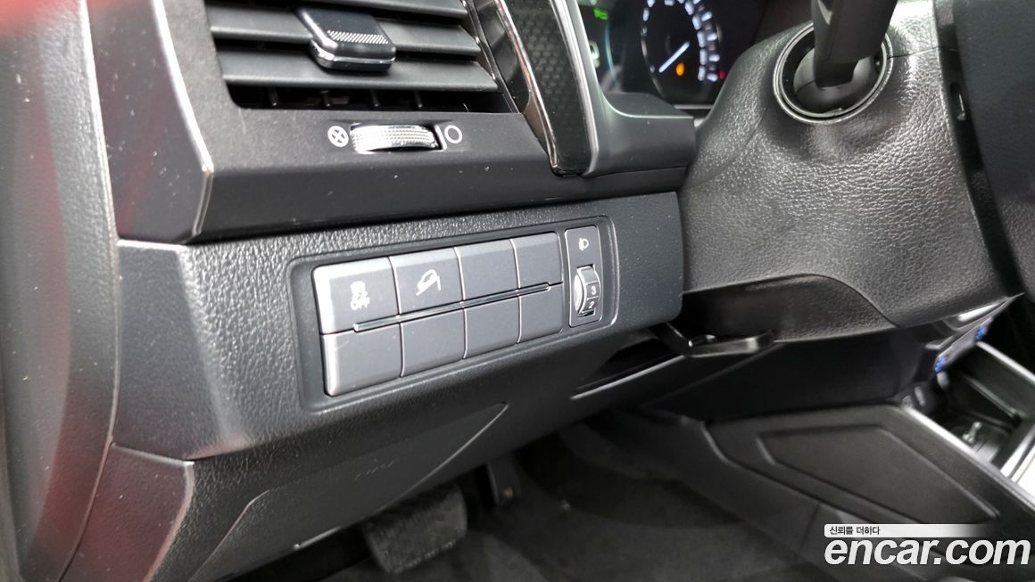 KG_Mobility_Ssangyong Rexton 2021