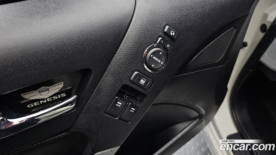 Hyundai Genesis 2009