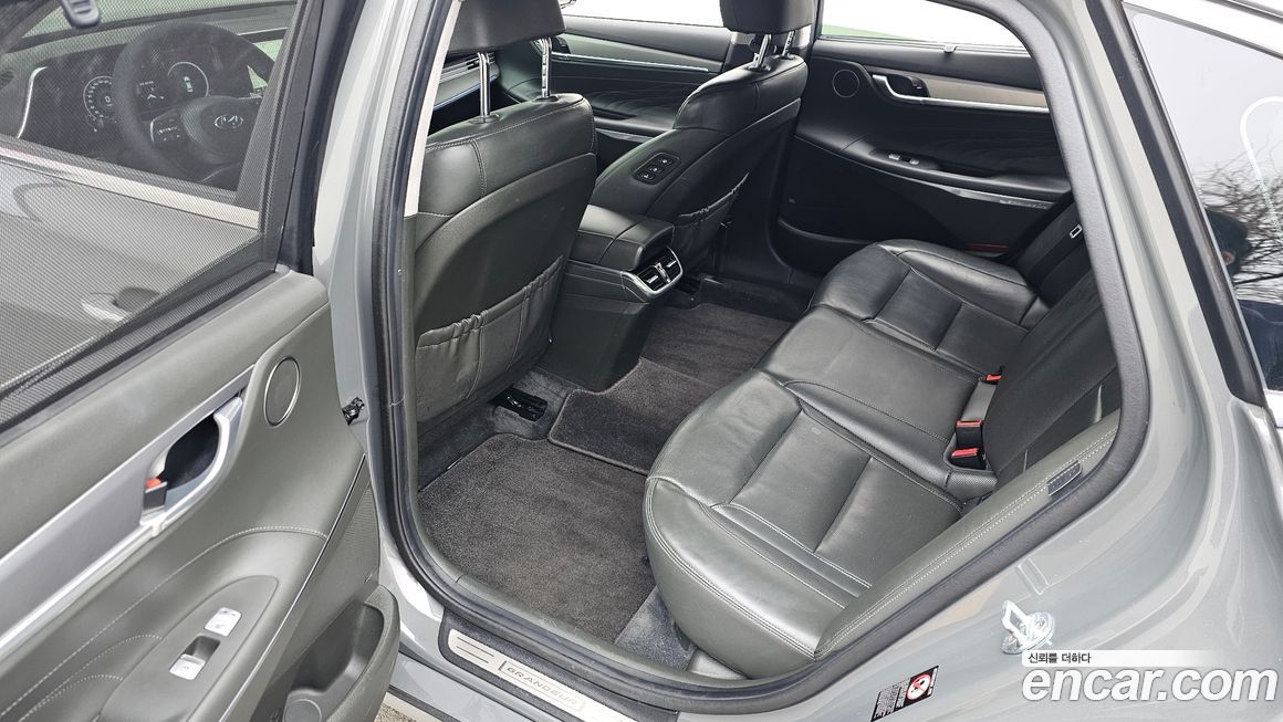 Hyundai Grandeur 2020