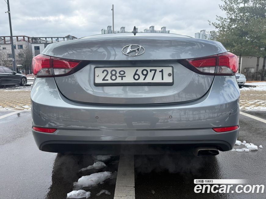 Hyundai AVANTE 2015