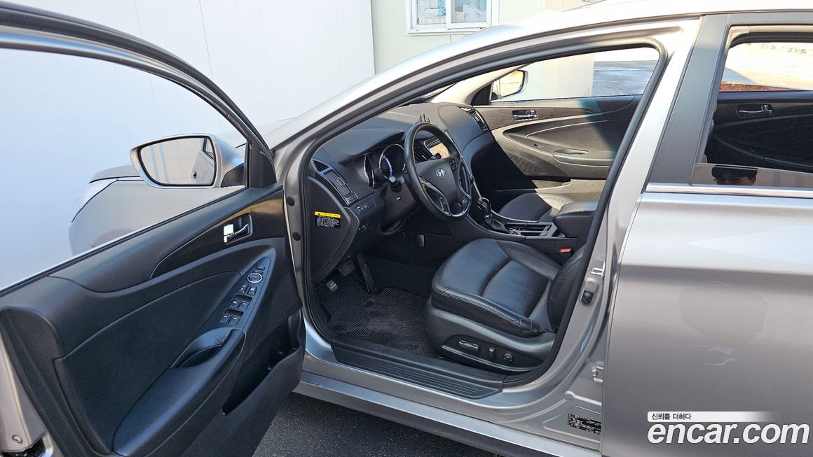 Hyundai Sonata 2013