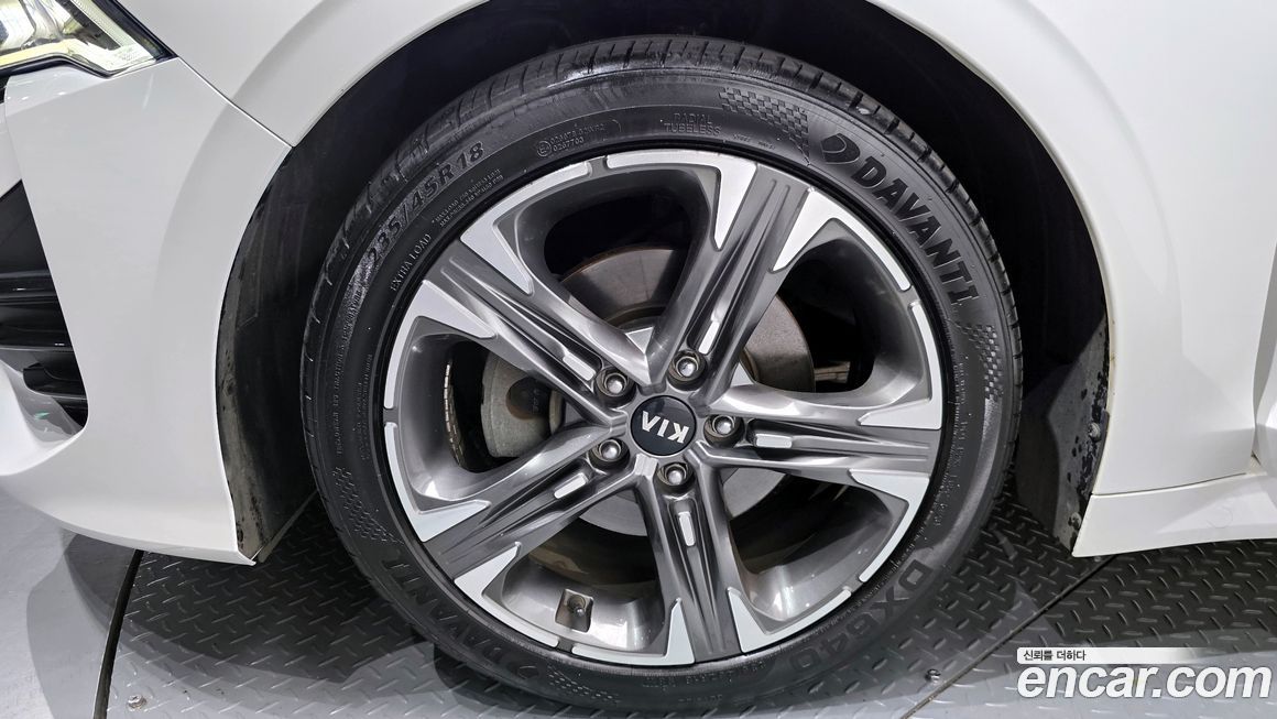 Kia K5 2021