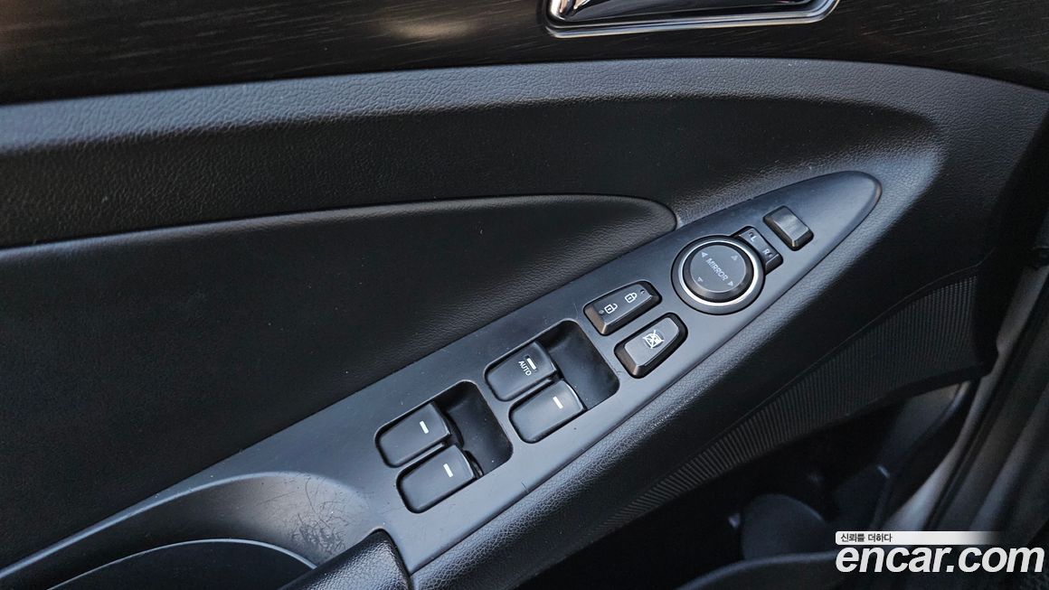 Hyundai Sonata 2013