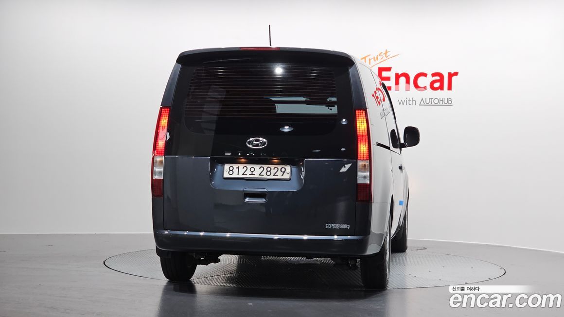 Hyundai Staria 2022