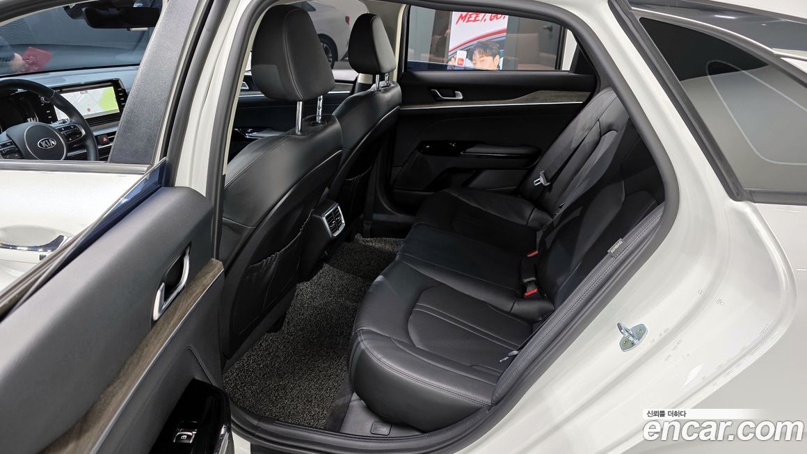 Kia K5 2021