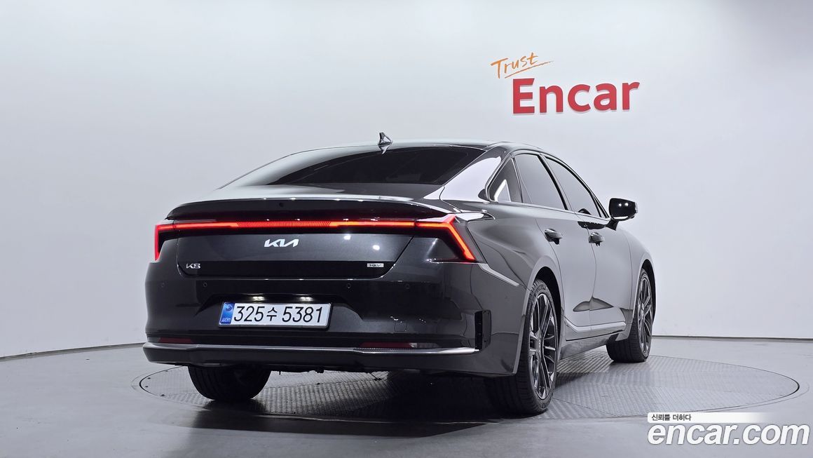 Kia K8 2025