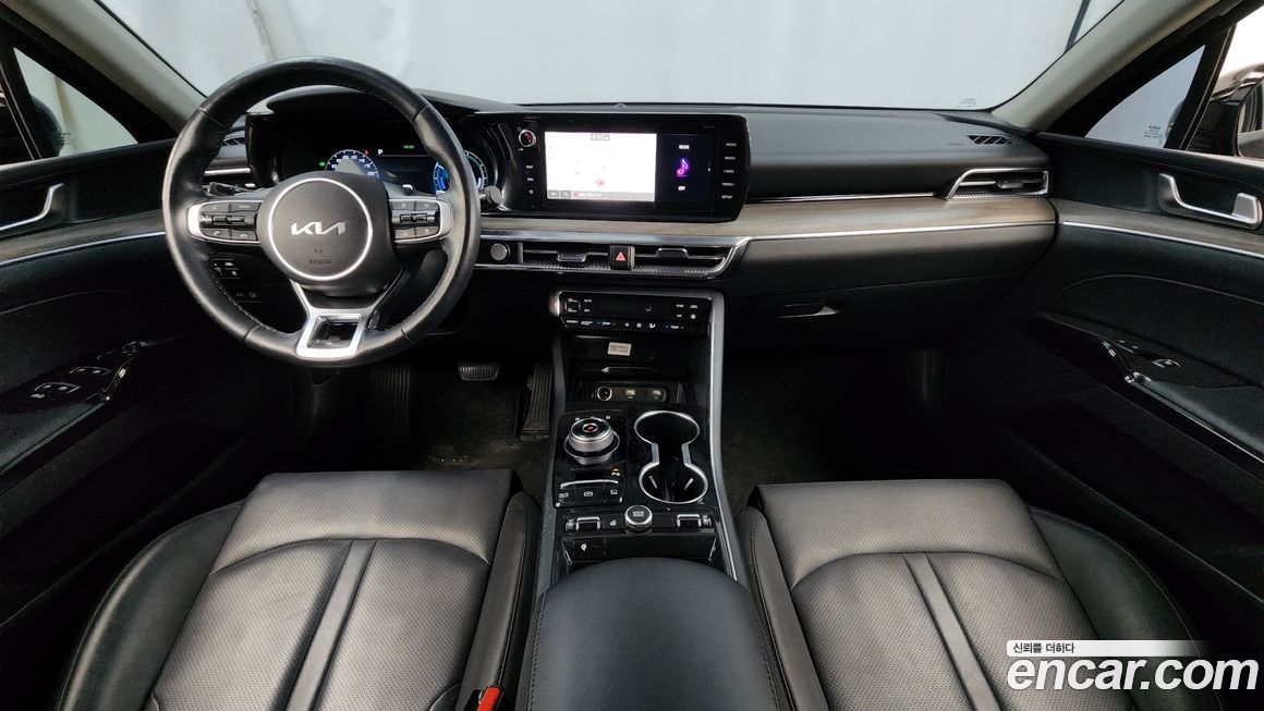 Kia K5 2023