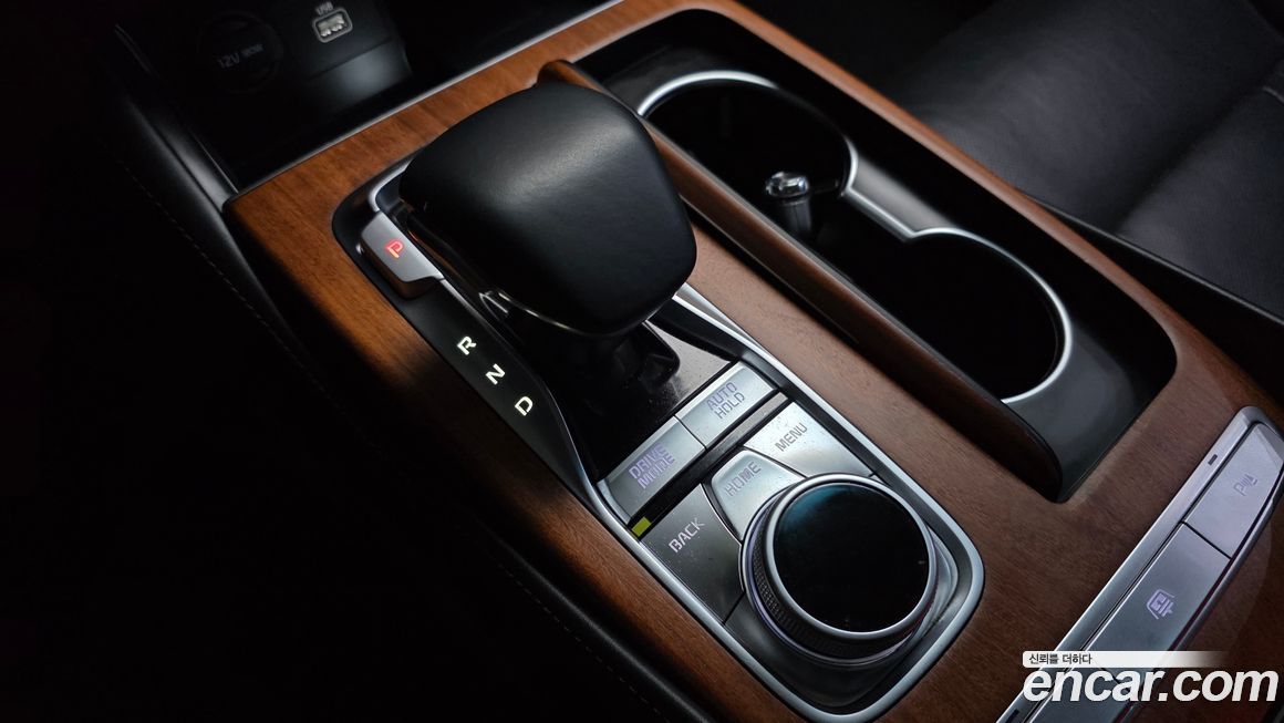 Kia K9 2019