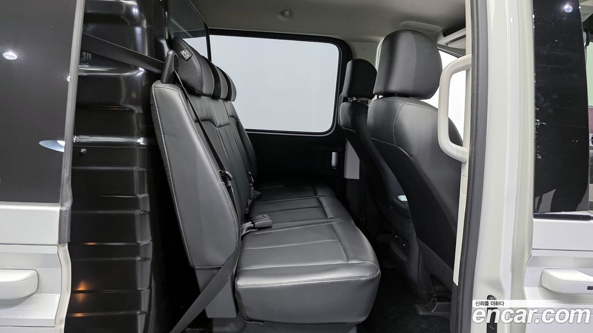 Hyundai Staria 2023