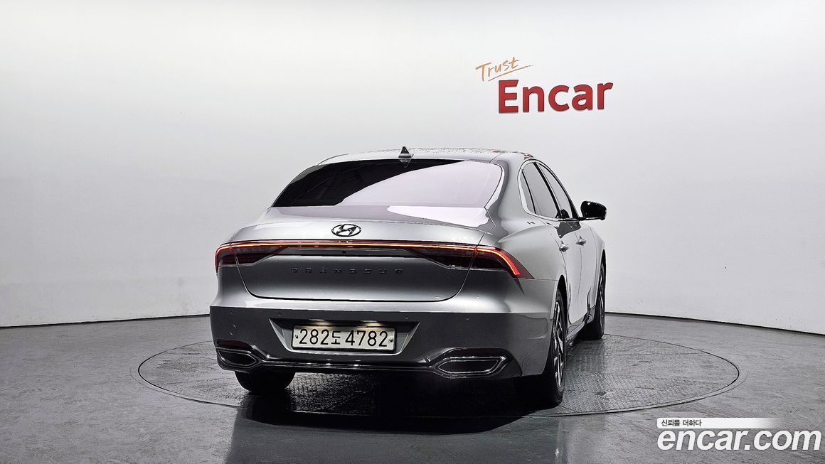 Hyundai Grandeur 2020